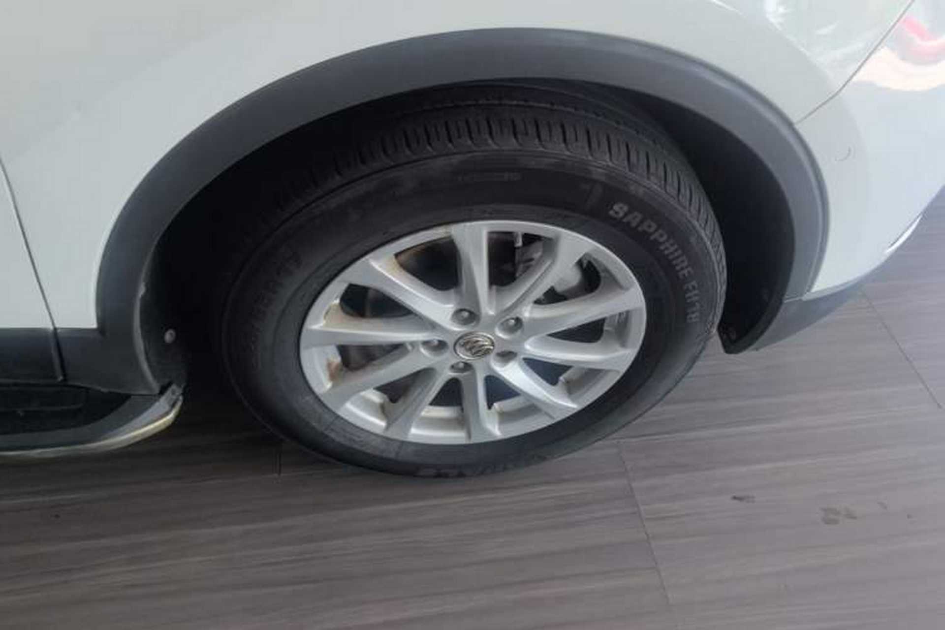 Used Buick Envision 2017 20T Two-Wheel Drive Luxury Model Right Rear Wheel Hub