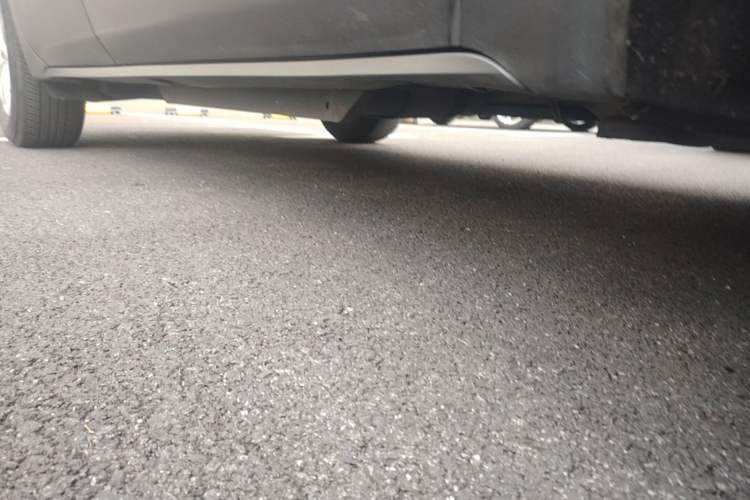 Used Buick Envision 2017 28T Four-Wheel Drive Elite Model Right Side Sill