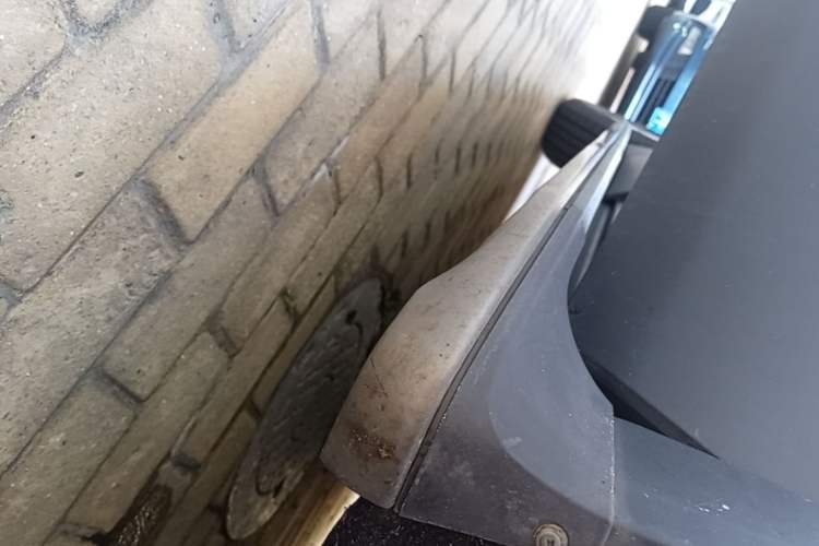 Used Buick Envision 2017 20T Two-Wheel Drive Luxury Model Right Side Sill