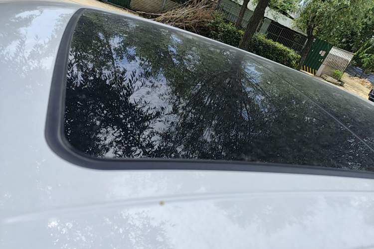 Used Buick Envision 2017 28T Four-Wheel Drive Elite Model Roof