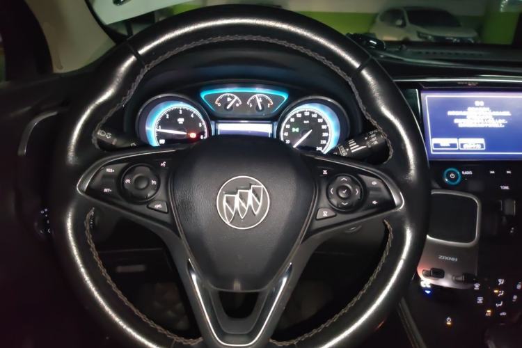 Used Buick Envision 2017 28T Four-Wheel Drive Elite Model Steering Wheel
