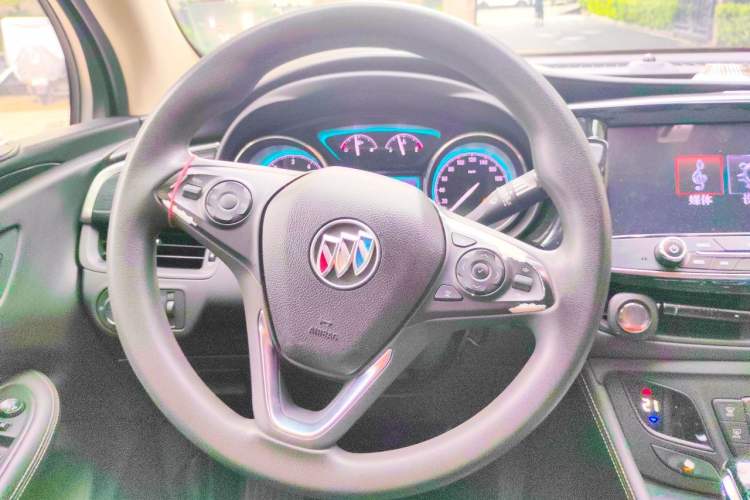 Used Buick Envision 2017 20T Two-Wheel Drive Leading Version Steering Wheel