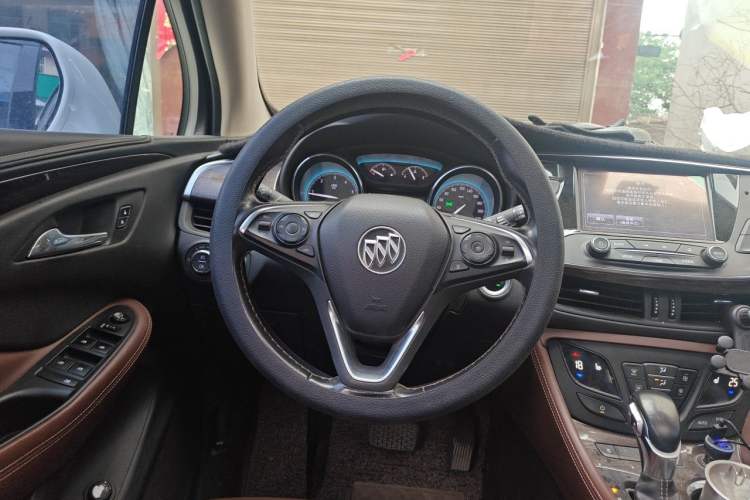 Used Buick Envision 2017 28T Four-Wheel Drive Elite Model Steering Wheel