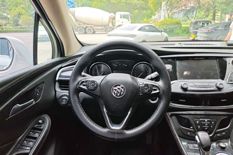 Used Buick Envision 2017 20T Two-Wheel Drive Leading Version Steering Wheel