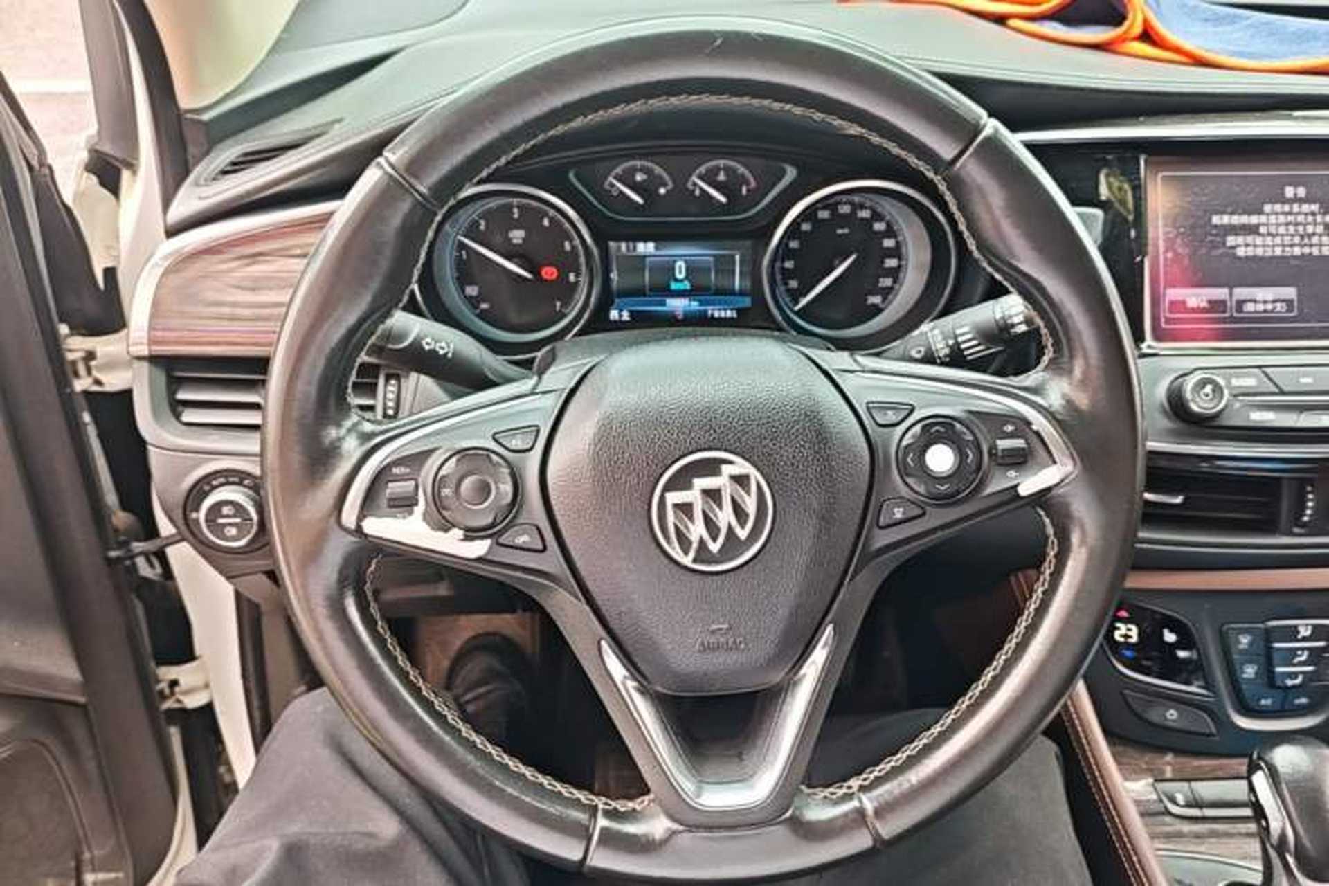 Used Buick Envision 2017 28T Four-Wheel Drive Elite Model Steering Wheel