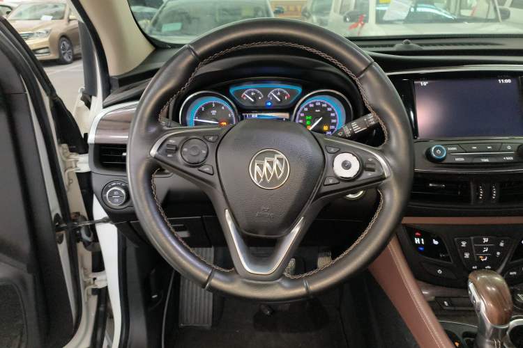 Used Buick Envision 2017 20T Two-Wheel Drive Luxury Model Steering Wheel