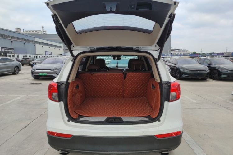 Used Buick Envision 2017 28T Four-Wheel Drive Elite Model Trunk