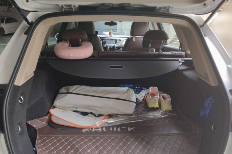 Used Buick Envision 2017 20T Two-Wheel Drive Elite Version Trunk