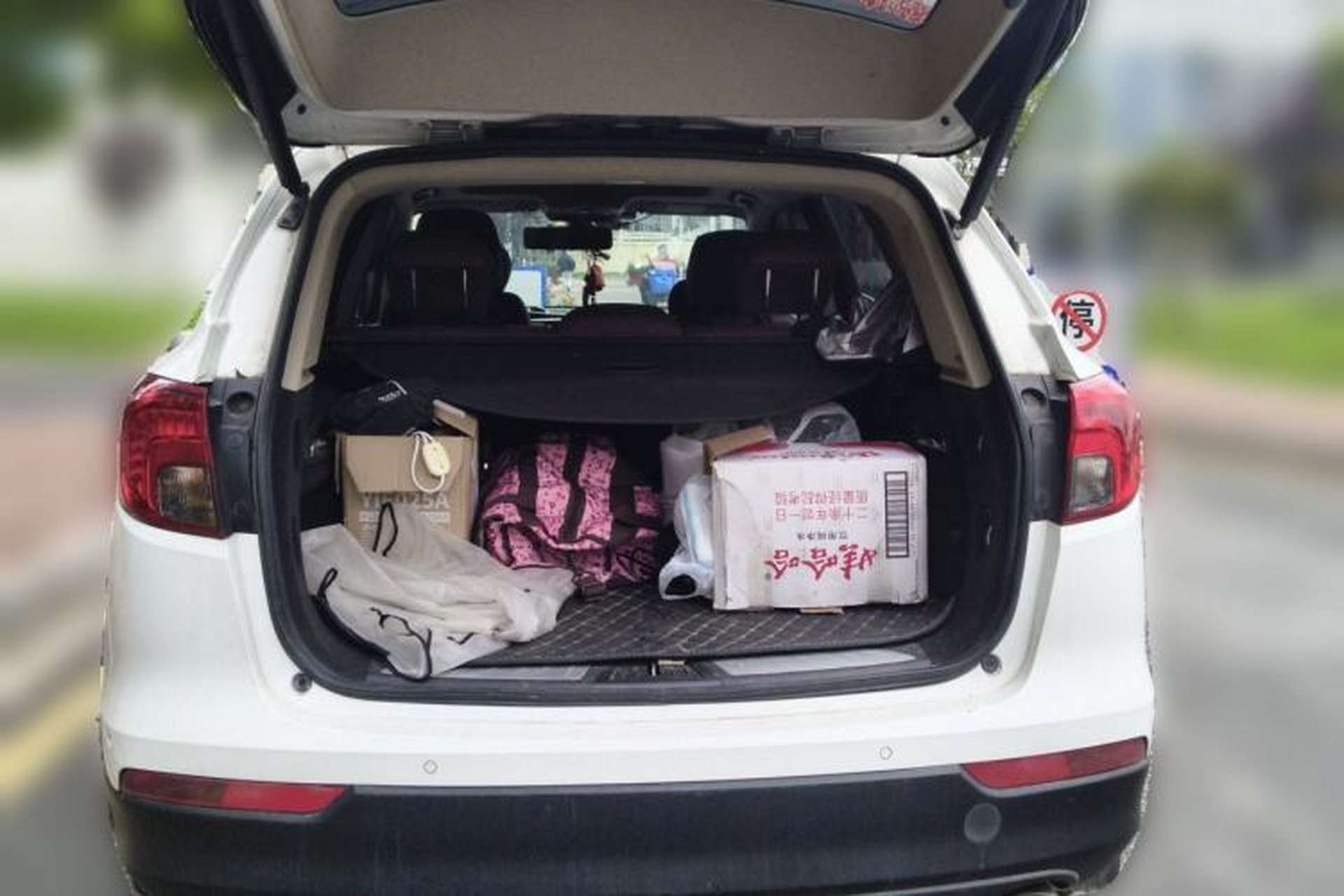 Used Buick Envision 2017 28T Four-Wheel Drive Elite Model Trunk