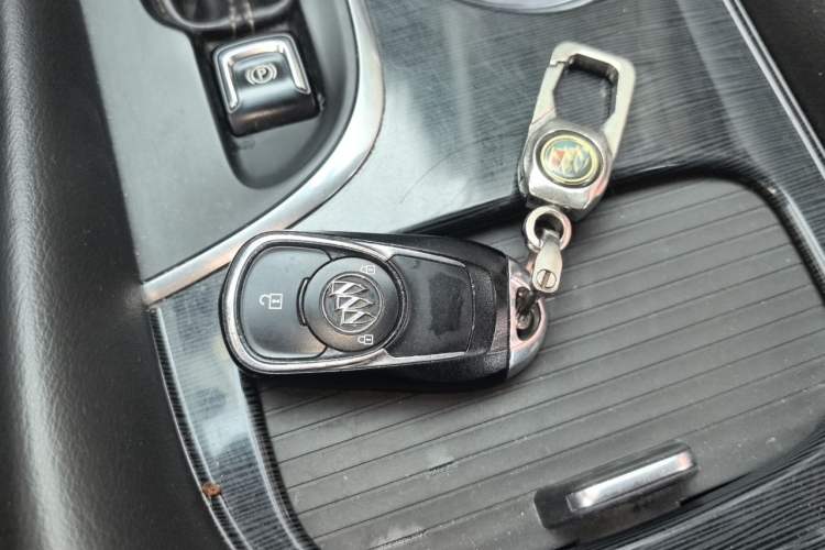 Used Buick Envision 2017 20T Two-Wheel Drive Leading Version Vehicle Key