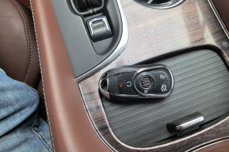 Used Buick Envision 2017 20T Two-Wheel Drive Elite Version Vehicle Key