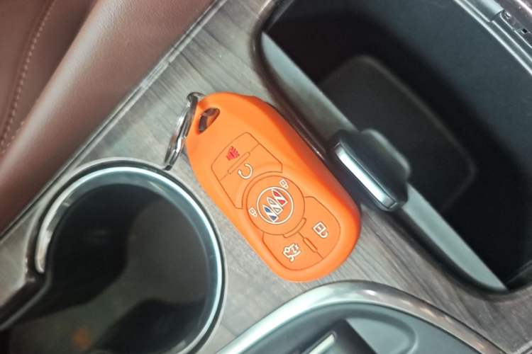 Used Buick Envision 2017 28T Four-Wheel Drive Elite Model Vehicle Key