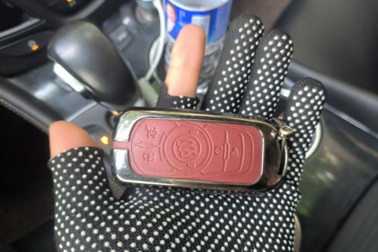 Used Buick Envision 2017 28T Four-Wheel Drive Elite Model Vehicle Key