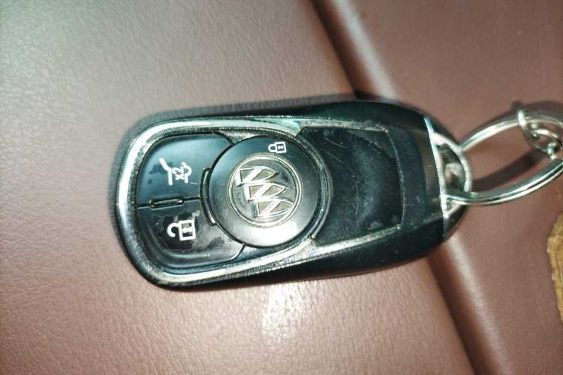 Used Buick Envision 2017 28T Four-Wheel Drive Elite Model Vehicle Key
