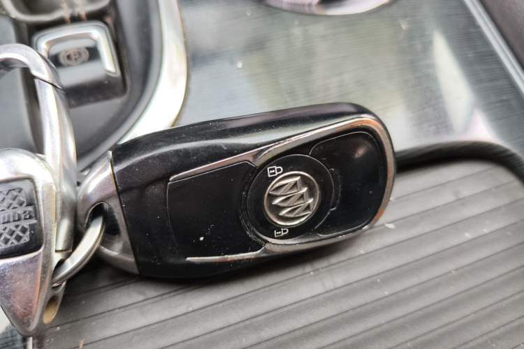 Used Buick Envision 2017 20T Two-Wheel Drive Leading Version Vehicle Key