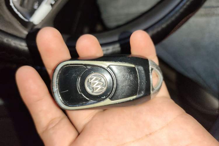 Used Buick Envision 2017 20T Two-Wheel Drive Leading Version Vehicle Key