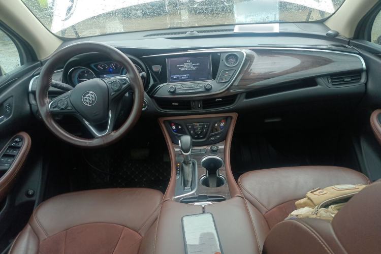 Used Buick Envision 2017 28T Four-Wheel Drive Elite Model Center Console
