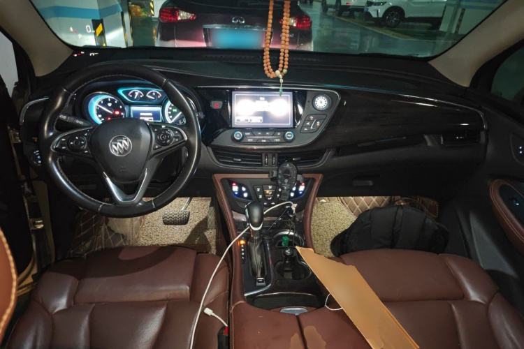 Used Buick Envision 2017 28T Four-Wheel Drive Luxury Model Center Console
