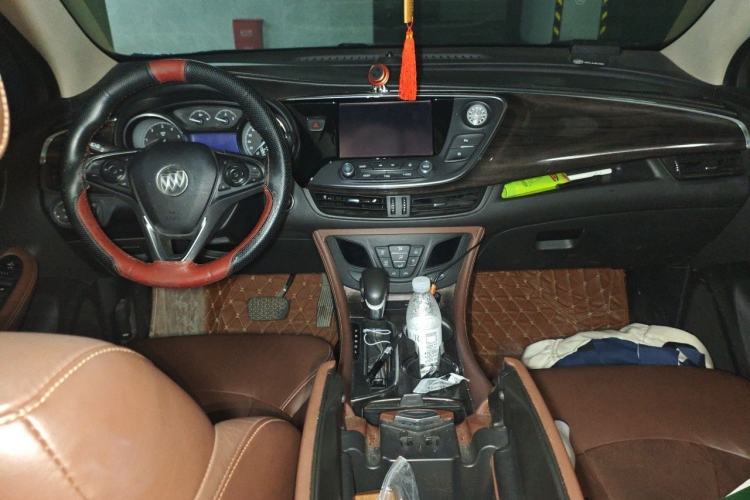 Used Buick Envision 2017 28T Four-Wheel Drive Elite Model Center Console