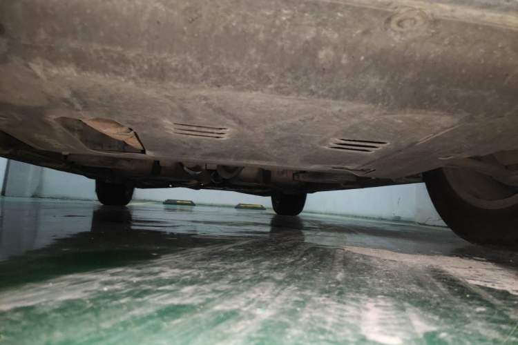 Used Buick Envision 2017 28T Four-Wheel Drive Luxury Model Chassis Front