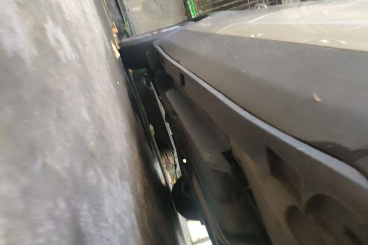 Used Buick Envision 2017 28T Four-Wheel Drive Elite Model Chassis Front Right