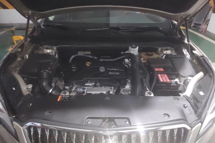 Used Buick Envision 2017 20T Two-Wheel Drive Leading Version Engine Bay