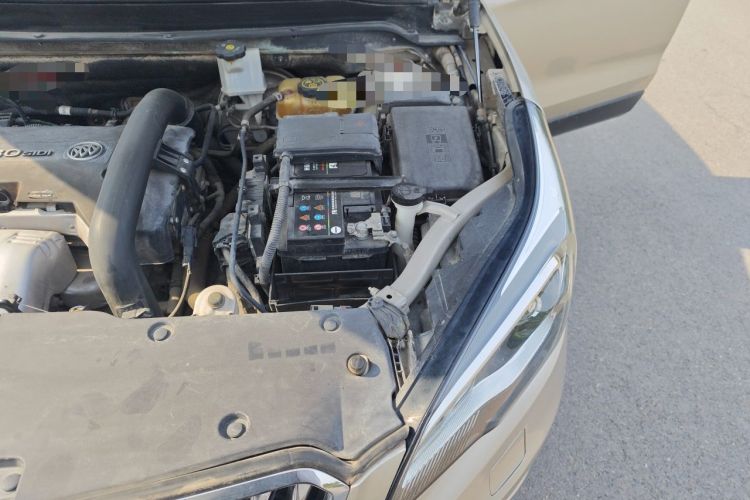 Used Buick Envision 2017 28T Four-Wheel Drive Elite Model Engine Bay Left