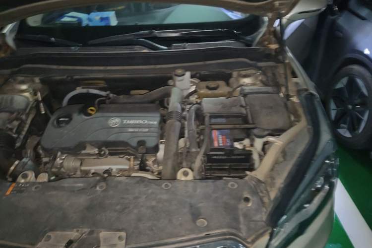 Used Buick Envision 2017 20T Two-Wheel Drive Leading Version Engine Bay Left