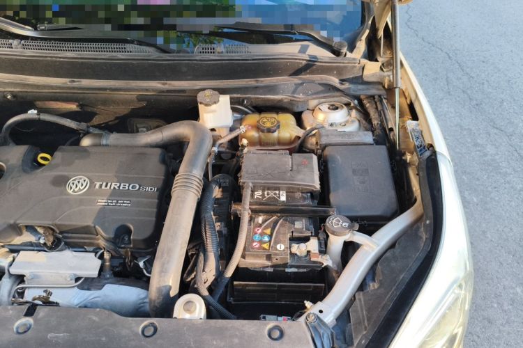 Used Buick Envision 2017 20T Two-Wheel Drive Leading Version Engine Bay Left