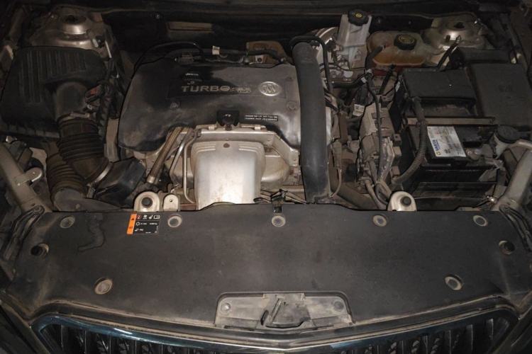 Used Buick Envision 2017 28T Four-Wheel Drive Luxury Model Engine Bay