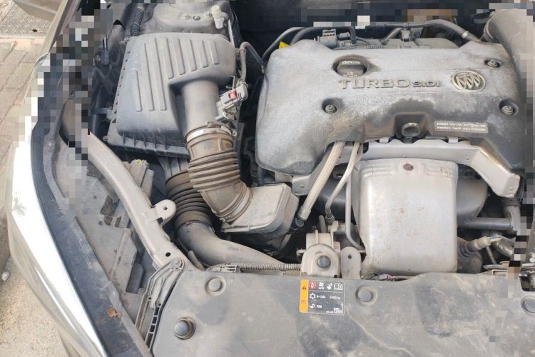 Used Buick Envision 2017 28T Four-Wheel Drive Elite Model Engine Bay Right