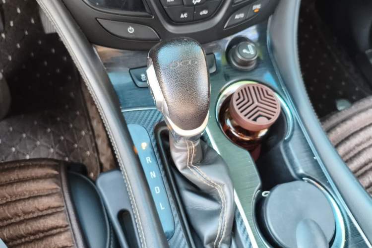 Used Buick Envision 2017 20T Two-Wheel Drive Leading Version Gear Lever