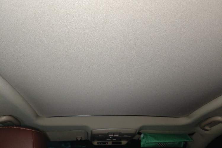 Used Buick Envision 2017 28T Four-Wheel Drive Elite Model Headliner