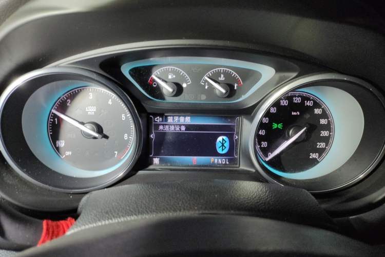 Used Buick Envision 2017 28T Four-Wheel Drive Luxury Model Instrument Cluster
