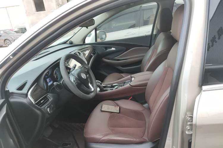 Used Buick Envision 2017 28T Four-Wheel Drive Elite Model Left Front Seat