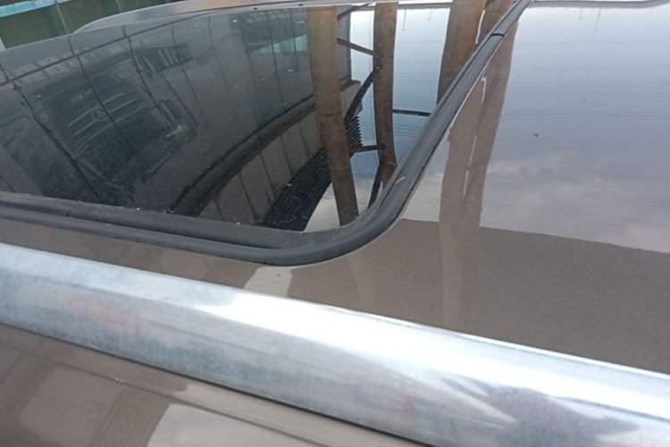 Used Buick Envision 2017 20T Two-Wheel Drive Elite Version Left Side Sill