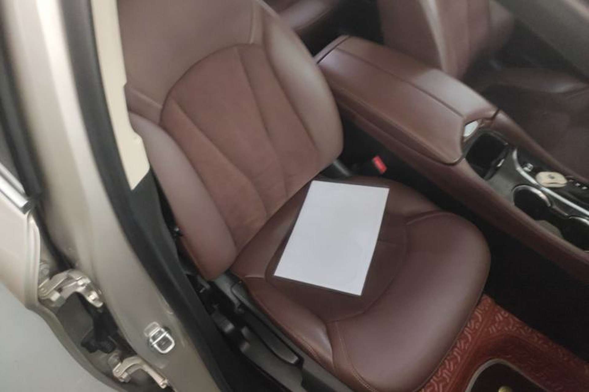 Used Buick Envision 2017 28T Four-Wheel Drive Elite Model Right Front Seat