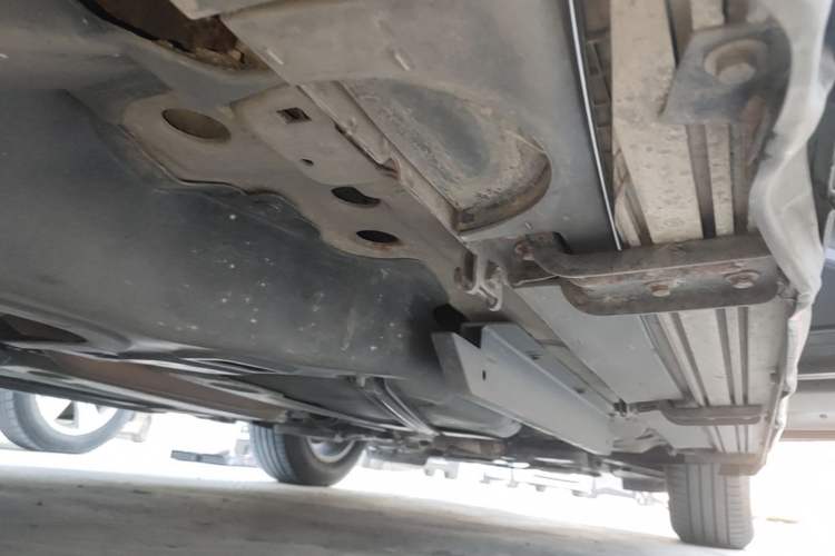 Used Buick Envision 2017 28T Four-Wheel Drive Elite Model Right Side Sill