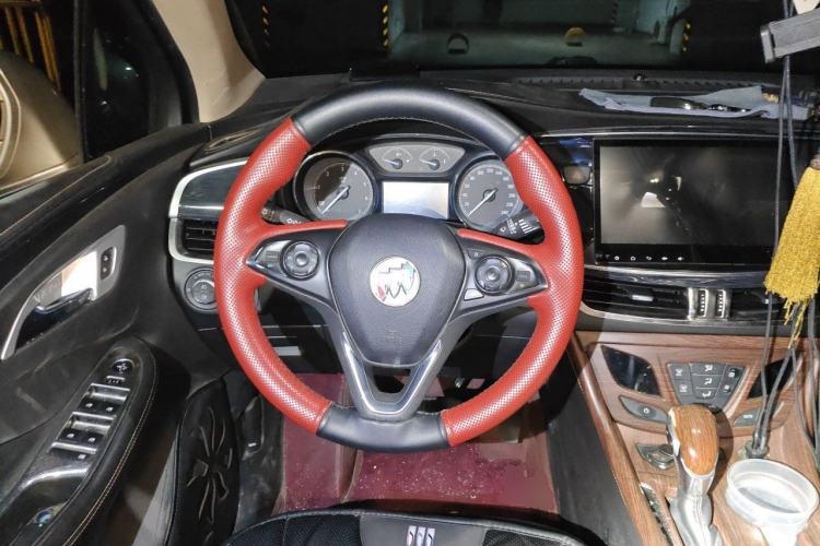 Used Buick Envision 2017 20T Two-Wheel Drive Leading Version Steering Wheel