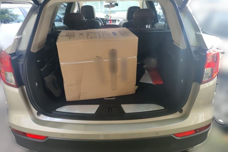 Used Buick Envision 2017 28T Four-Wheel Drive Elite Model Trunk