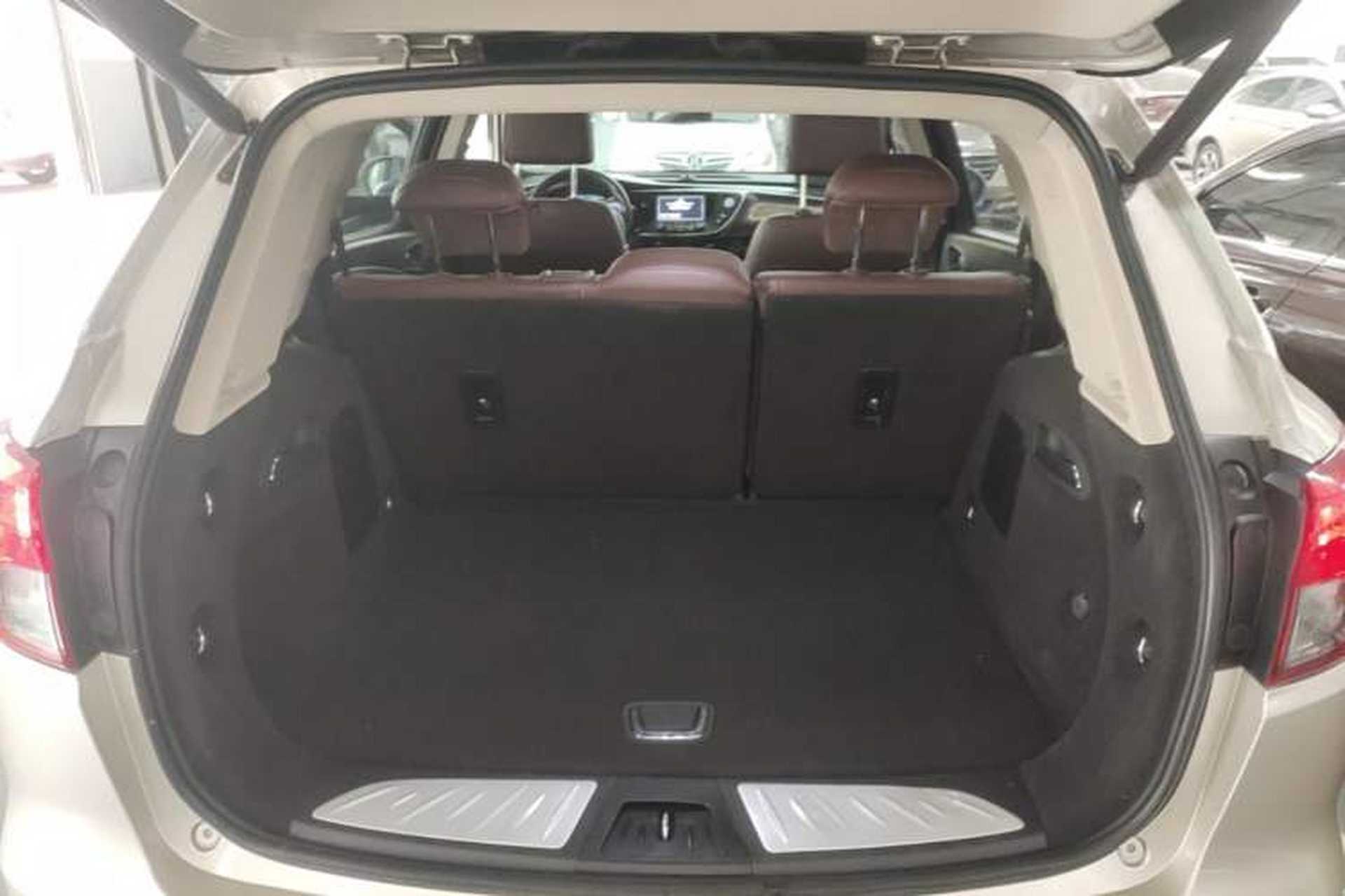 Used Buick Envision 2017 28T Four-Wheel Drive Elite Model Trunk