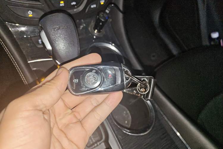 Used Buick Envision 2017 20T Two-Wheel Drive Leading Version Vehicle Key