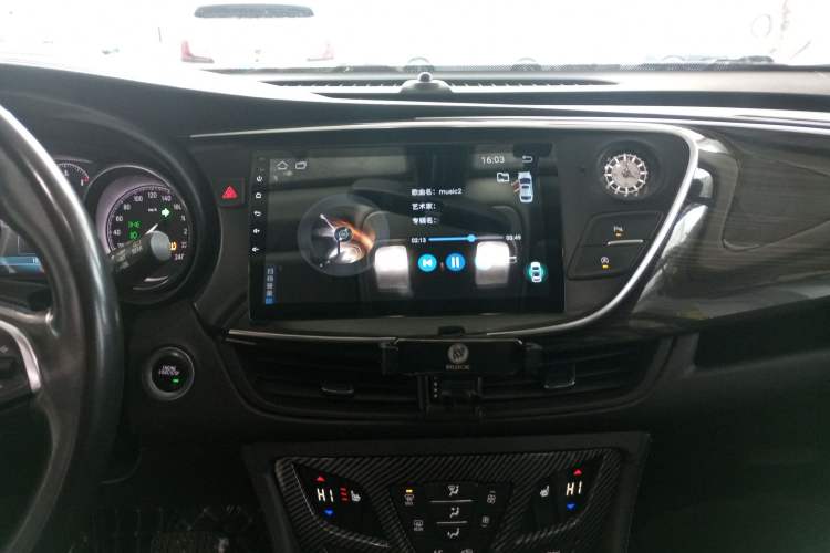 Used Buick Envision 2018 20T Two-Wheel-Drive Elite Model Audio And AC Panel