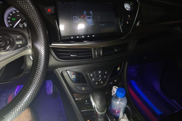 Used Buick Envision 2018 20T Two-Wheel-Drive Leading Model Audio And AC Panel