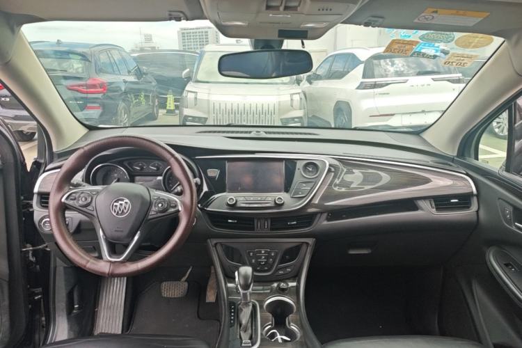 Used Buick Envision 2018 20T Two-Wheel-Drive Elite Model Center Console