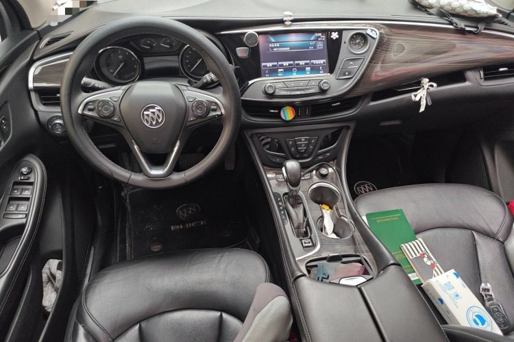 Used Buick Envision 2018 20T Two-Wheel-Drive Elite Model Center Console