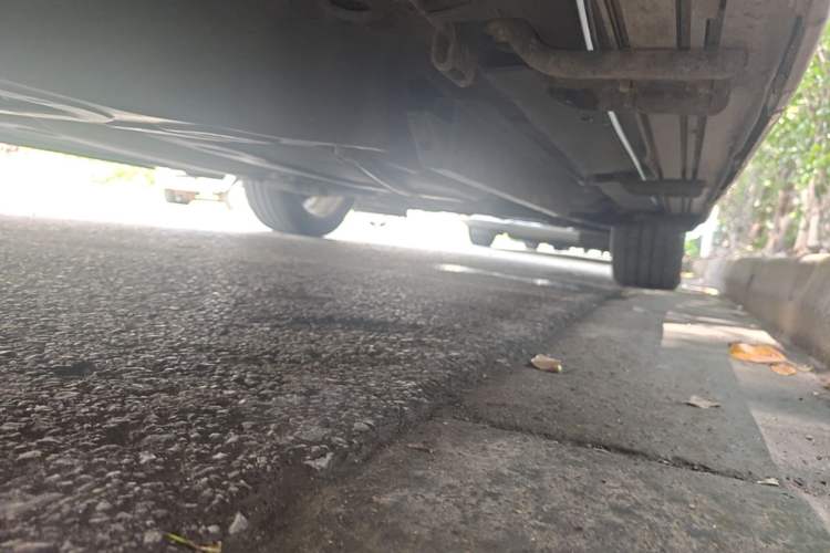 Used Buick Envision 2018 28T Four-Wheel Drive Elite Version Chassis Rear Right
