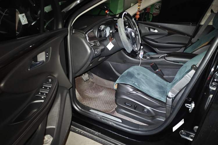 Used Buick Envision 2018 20T Two-Wheel-Drive Elite Model Driver Seat