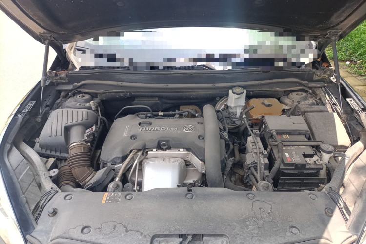 Used Buick Envision 2018 28T Four-Wheel Drive Elite Version Engine Bay