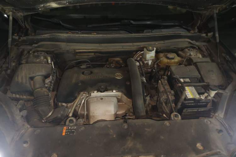 Used Buick Envision 2018 28T Four-Wheel Drive Elite Version Engine Bay